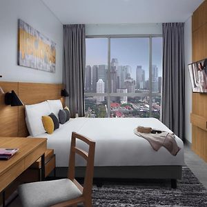 Deluxe Kamer met een Slaapkamer en een King Size Bed